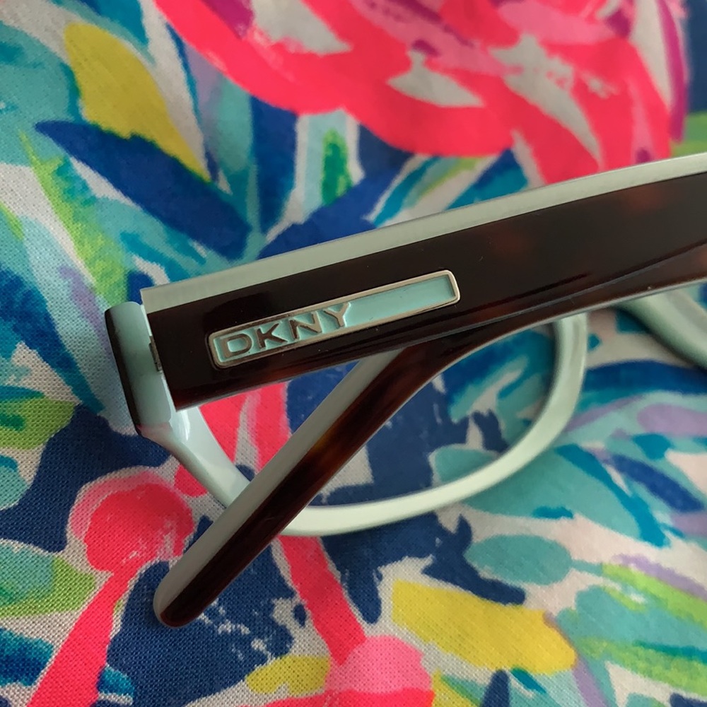 Dkny Tortoise Shell & Turquoise Frames - image 2